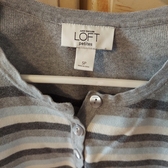 Loft top - Picture 2 of 2